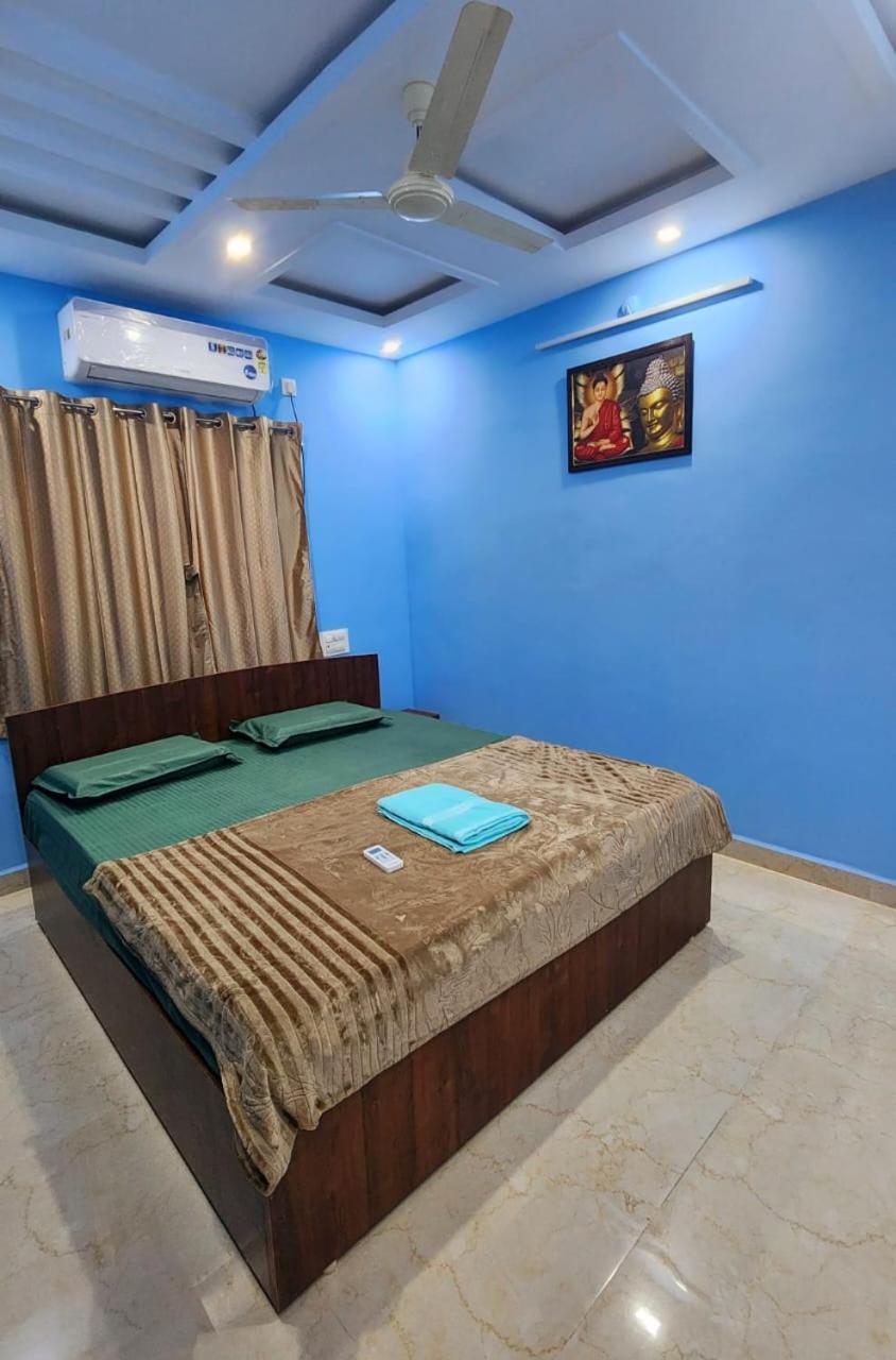 Ruhithahomestay- Ac Rooms-Free Wifi- Android Tv - Near To Alipiri- Door Service Тірупаті Екстер'єр фото